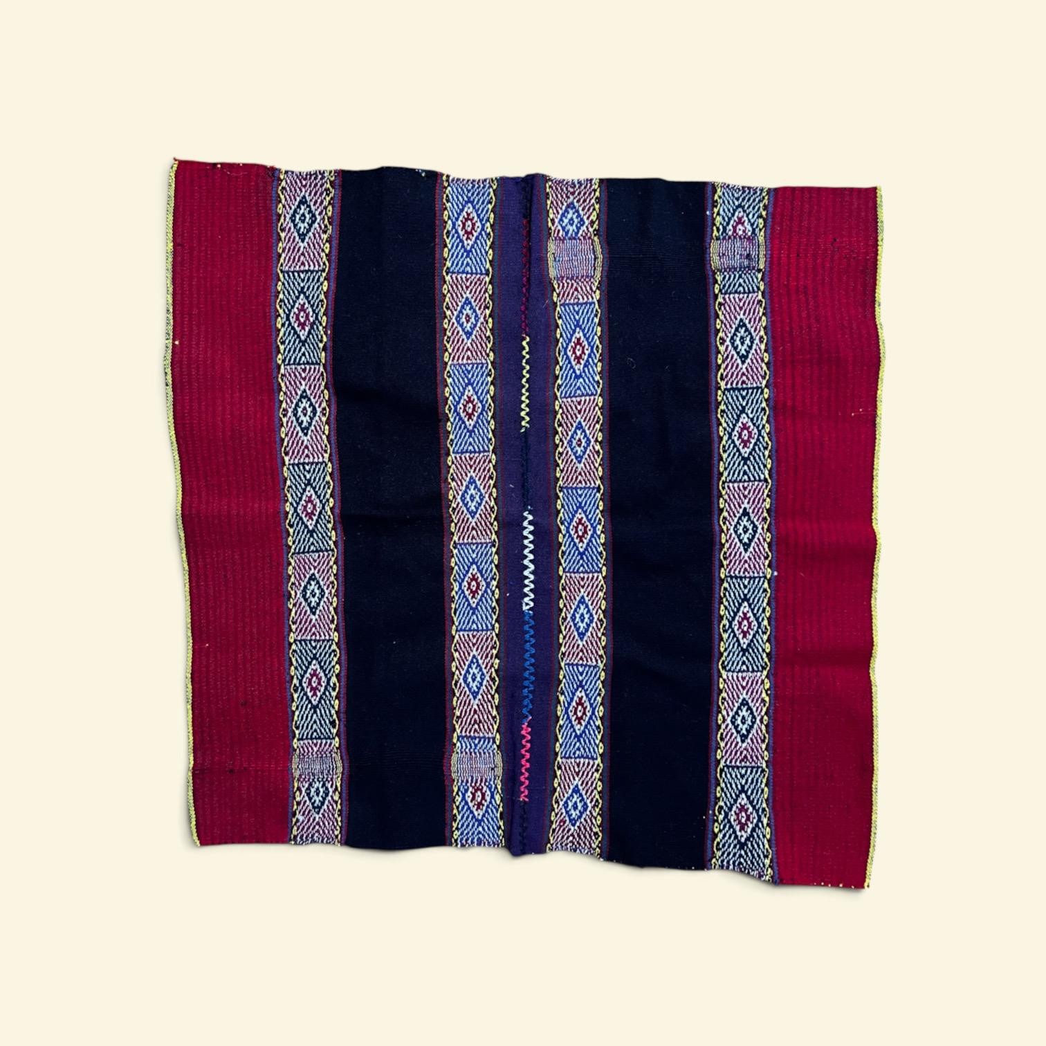 Hatun Inti 67x64cm